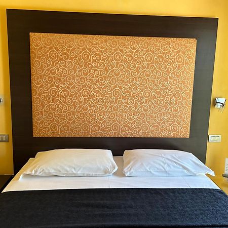 Hotel Perla - The Storyhoteller Riccione Dış mekan fotoğraf