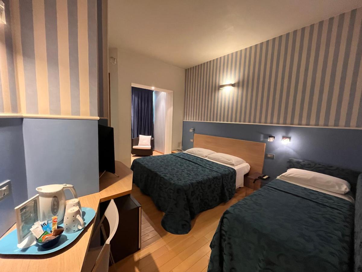 Hotel Perla - The Storyhoteller Riccione Dış mekan fotoğraf