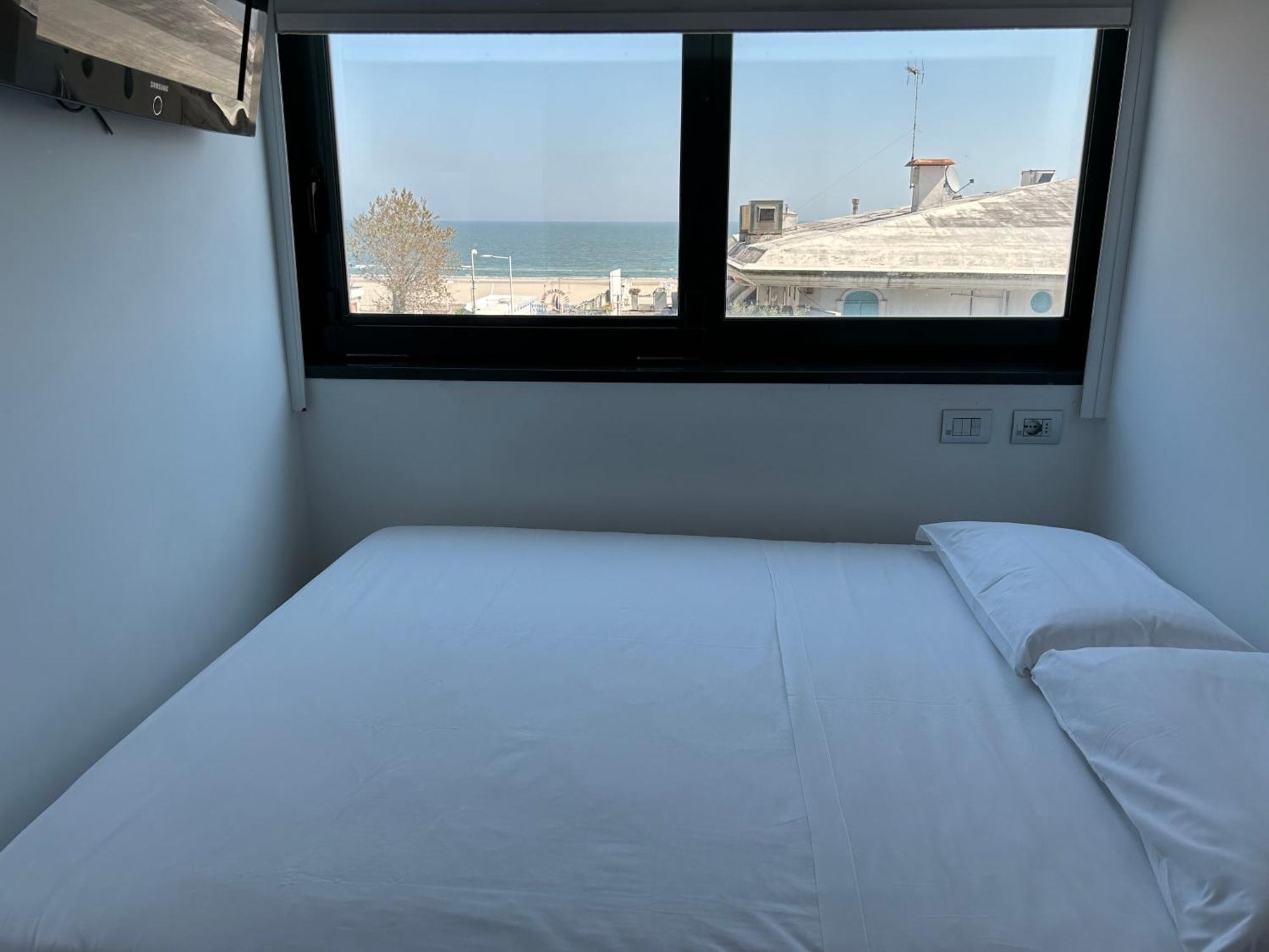 Hotel Perla - The Storyhoteller Riccione Dış mekan fotoğraf