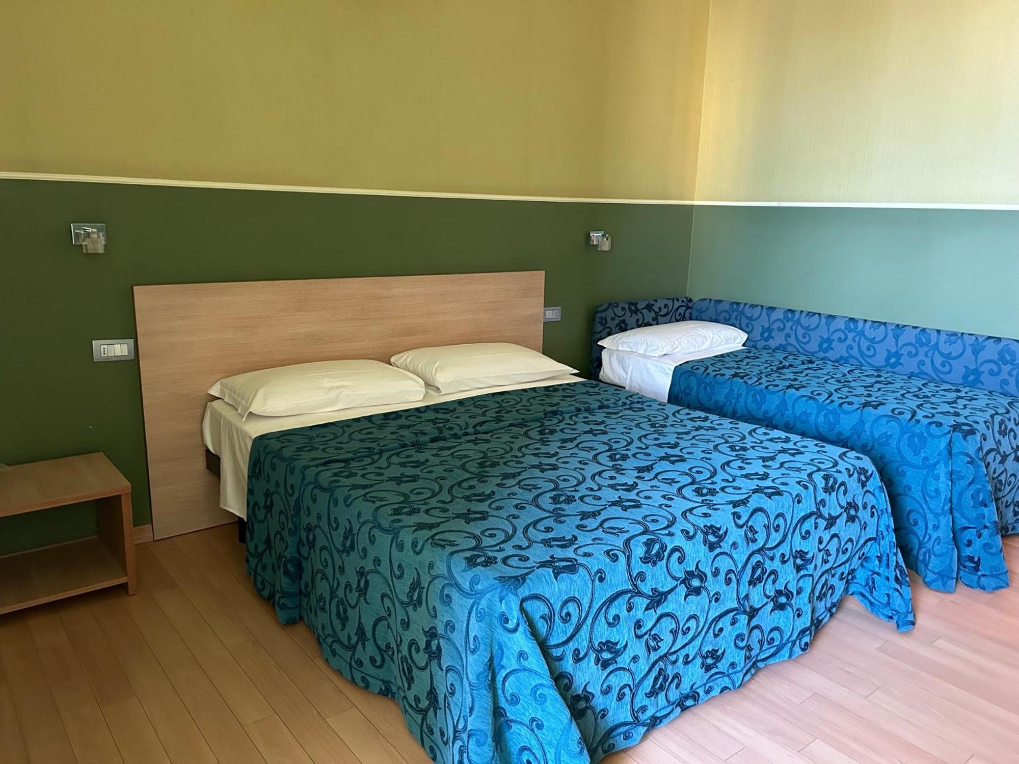 Hotel Perla - The Storyhoteller Riccione Dış mekan fotoğraf