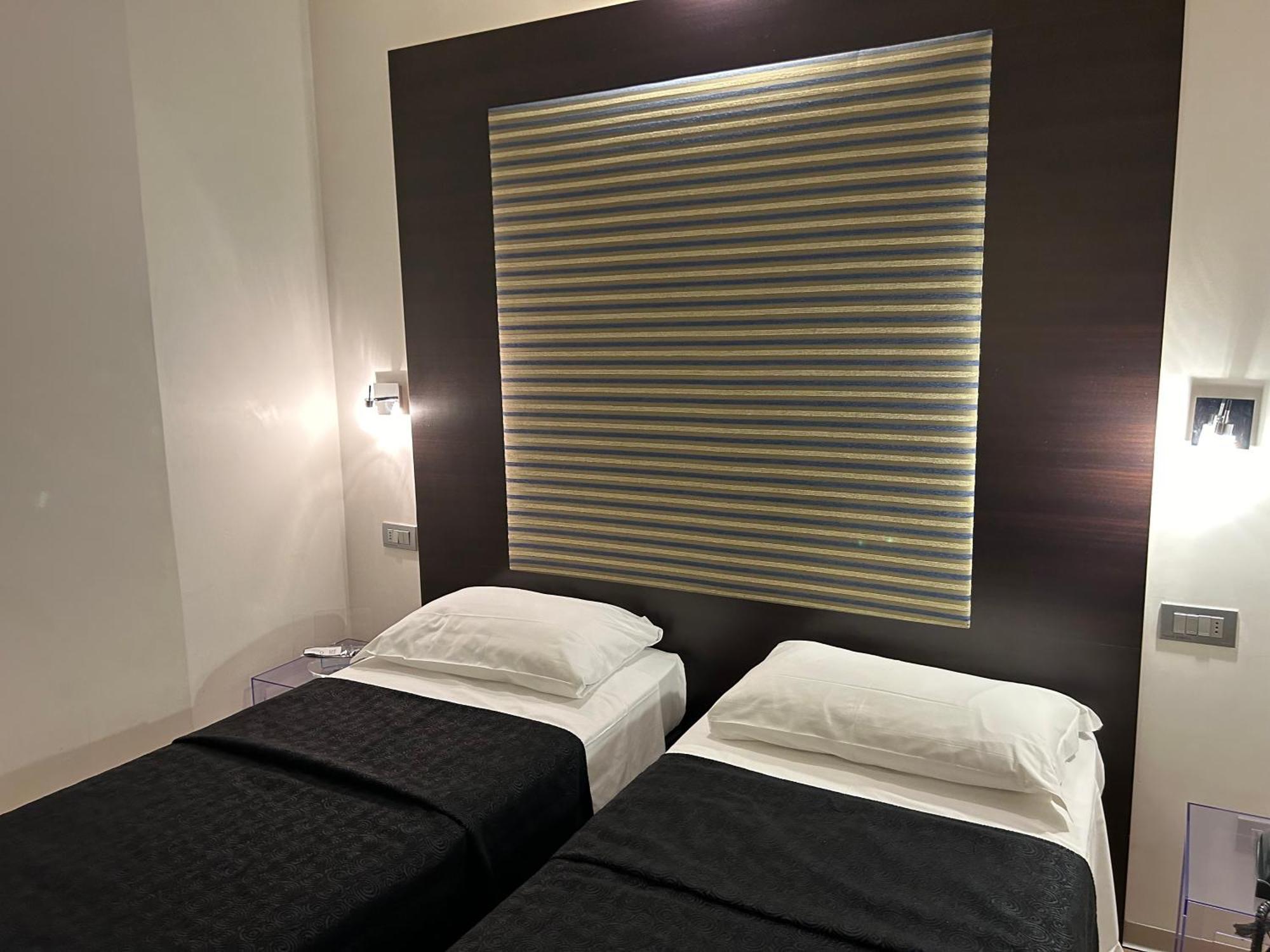 Hotel Perla - The Storyhoteller Riccione Dış mekan fotoğraf