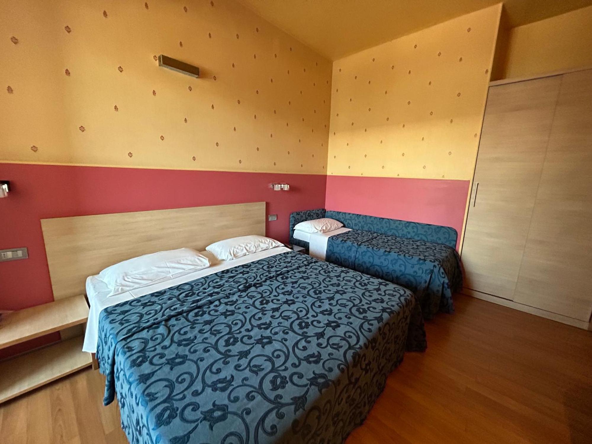 Hotel Perla - The Storyhoteller Riccione Dış mekan fotoğraf